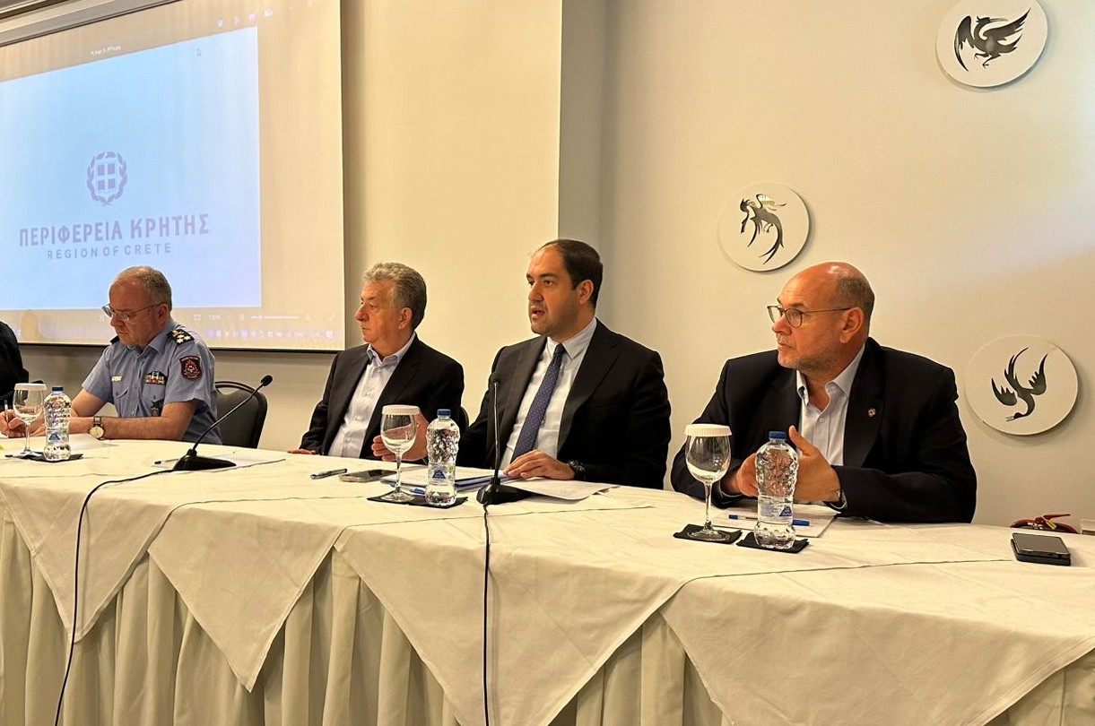 Ευρεία σύσκεψη υπό τον Υπουργό Κλιματικής Κρίσης και Πολιτικής Προστασίας Γιάννη Κεφαλογιάννη για την προετοιμασία της αντιπυρικής περιόδου στην Κρήτη