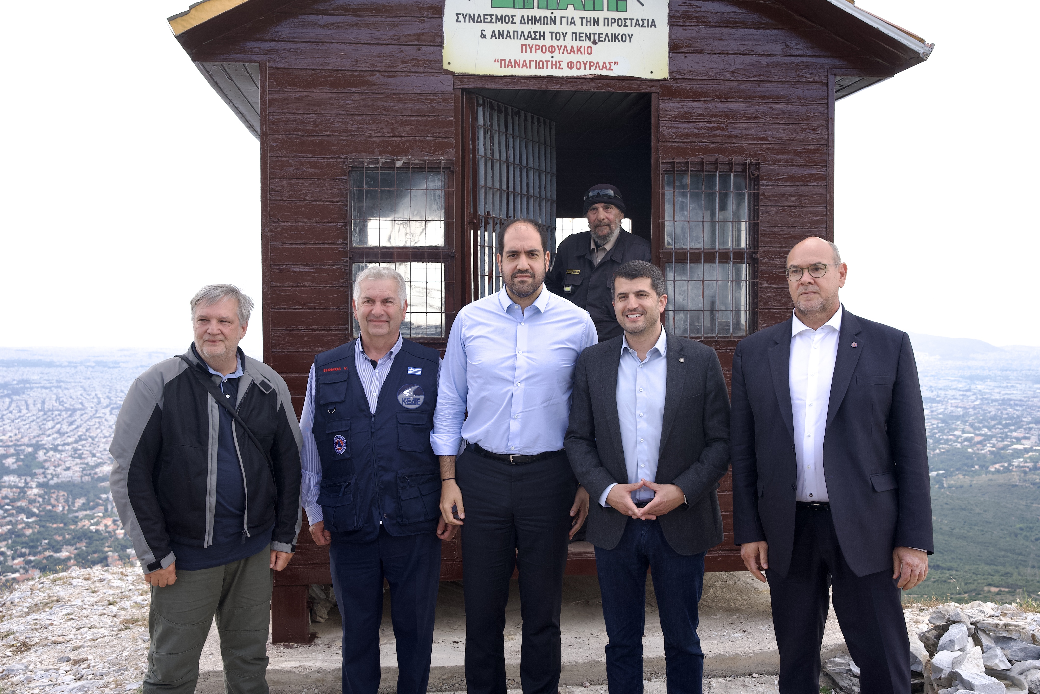 Σύσκεψη του Υπουργού Κλιματικής Κρίσης και Πολιτικής Προστασίας Γιάννη Κεφαλογιάννη με τον Σύνδεσμο Δήμων για την Ανάπλαση του Πεντελικού