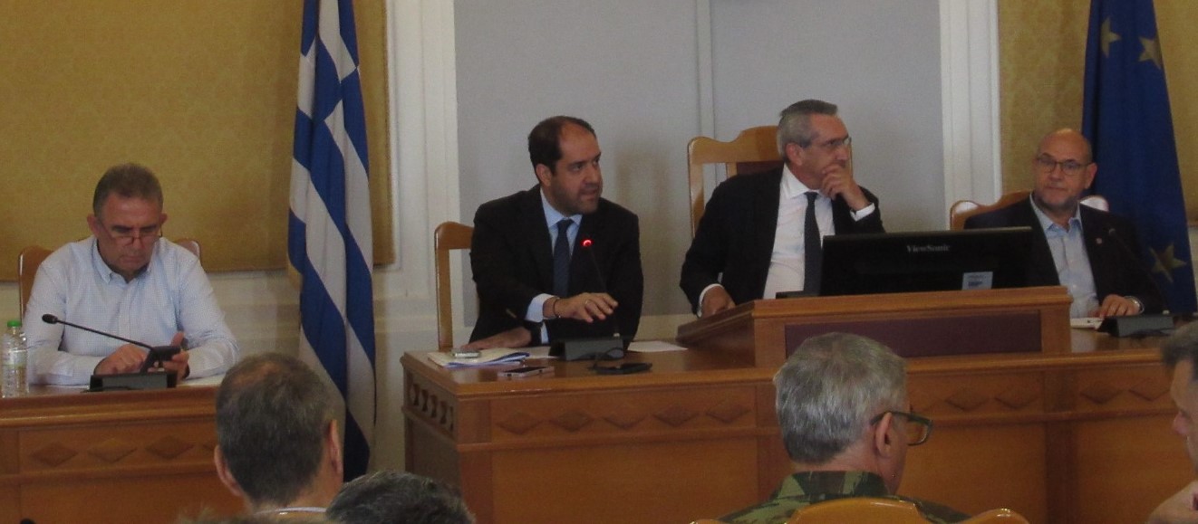 Ευρεία σύσκεψη υπό τον Υπουργό Κλιματικής Κρίσης και Πολιτικής Προστασίας Γιάννη Κεφαλογιάννη για την προετοιμασία της αντιπυρικής περιόδου στην Περιφέρεια Νοτίου Αιγαίου