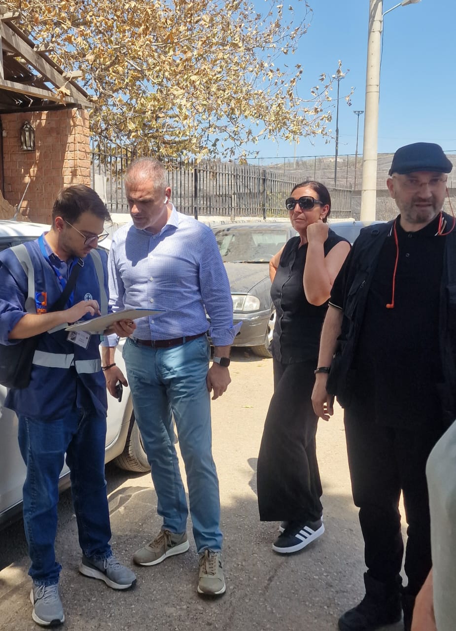 Αυτοψία στις καμένες περιοχές του Δήμου Διονύσου από τον Υφυπουργό Κλιματικής Κρίσης και Πολιτικής Προστασίας Κώστα Κατσαφάδο
