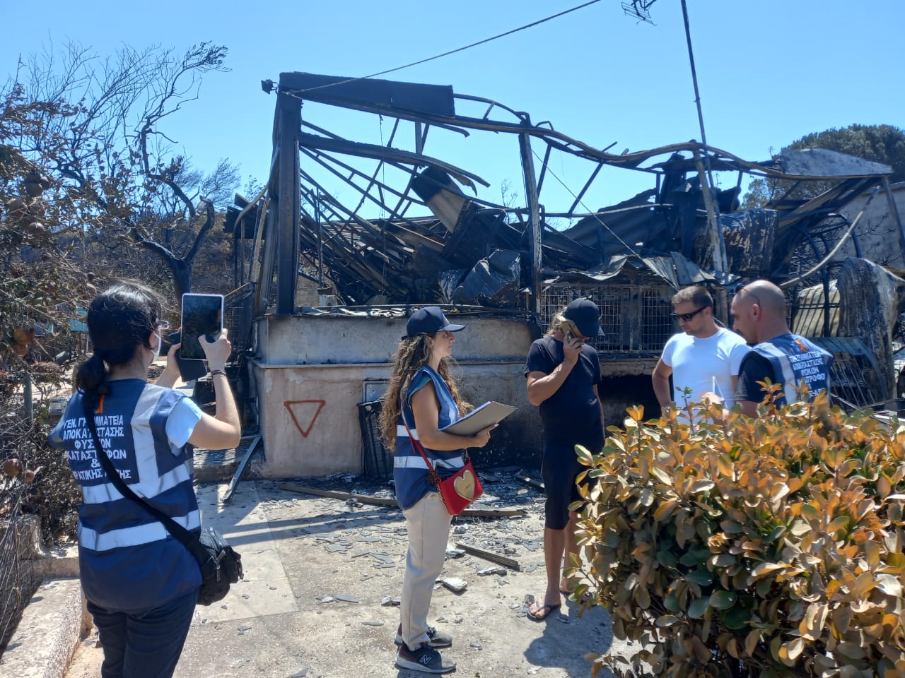 Ολοκλήρωση Αυτοψιών σε Δήμους Λαυρεωτικής και Σαρωνικού – 104 Κτίρια Ελέγχθηκαν σε τρεις μέρες