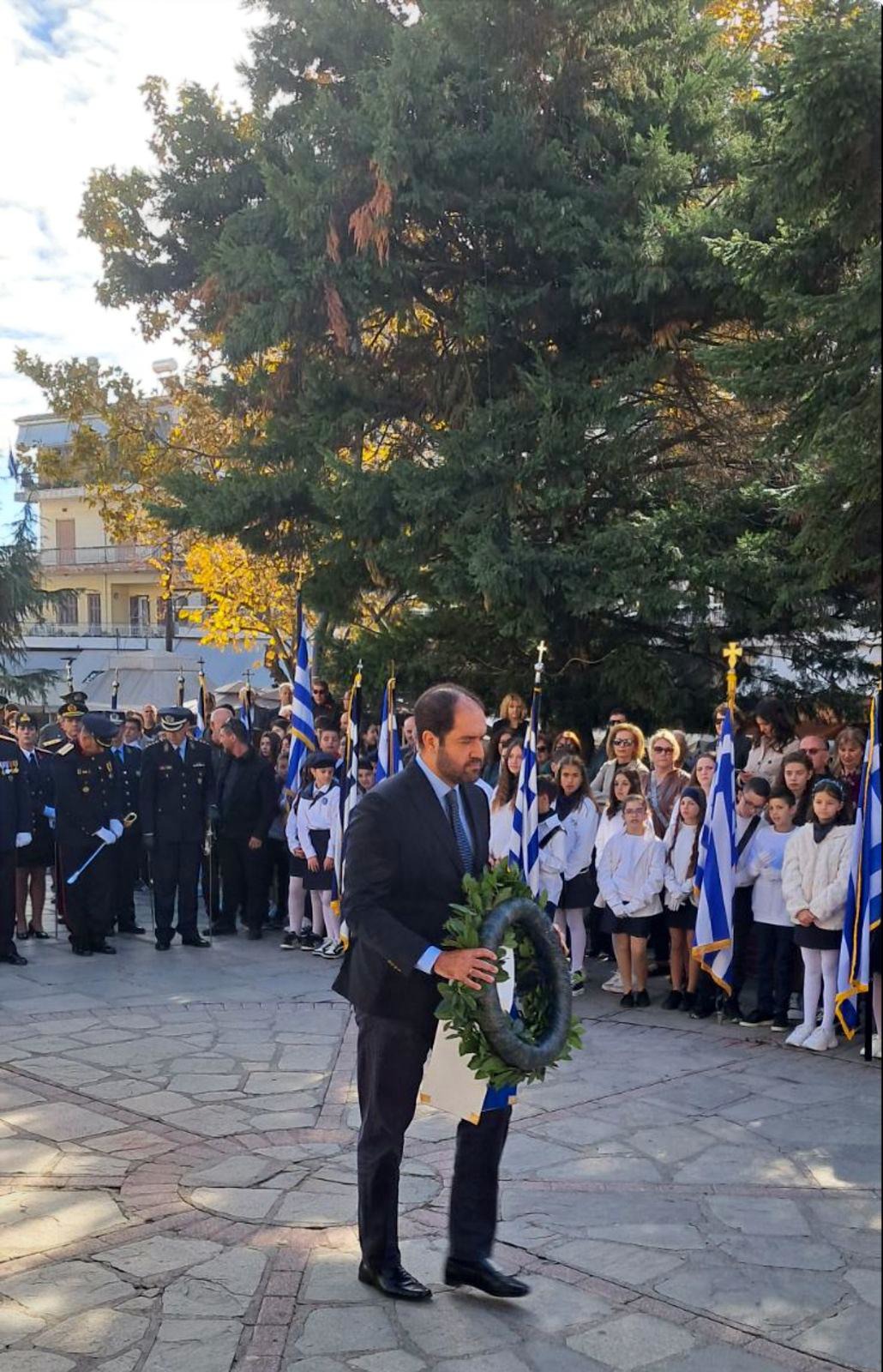 O Υπουργός Κλιματικής Κρίσης και Πολιτικής Προστασίας Γιάννης Κεφαλογιάννης εκπρόσωπος της Κυβέρνησης στις εκδηλώσεις για τον εορτασμό της Εθνικής Επετείου της 28ης Οκτωβρίου στα Γρεβενά