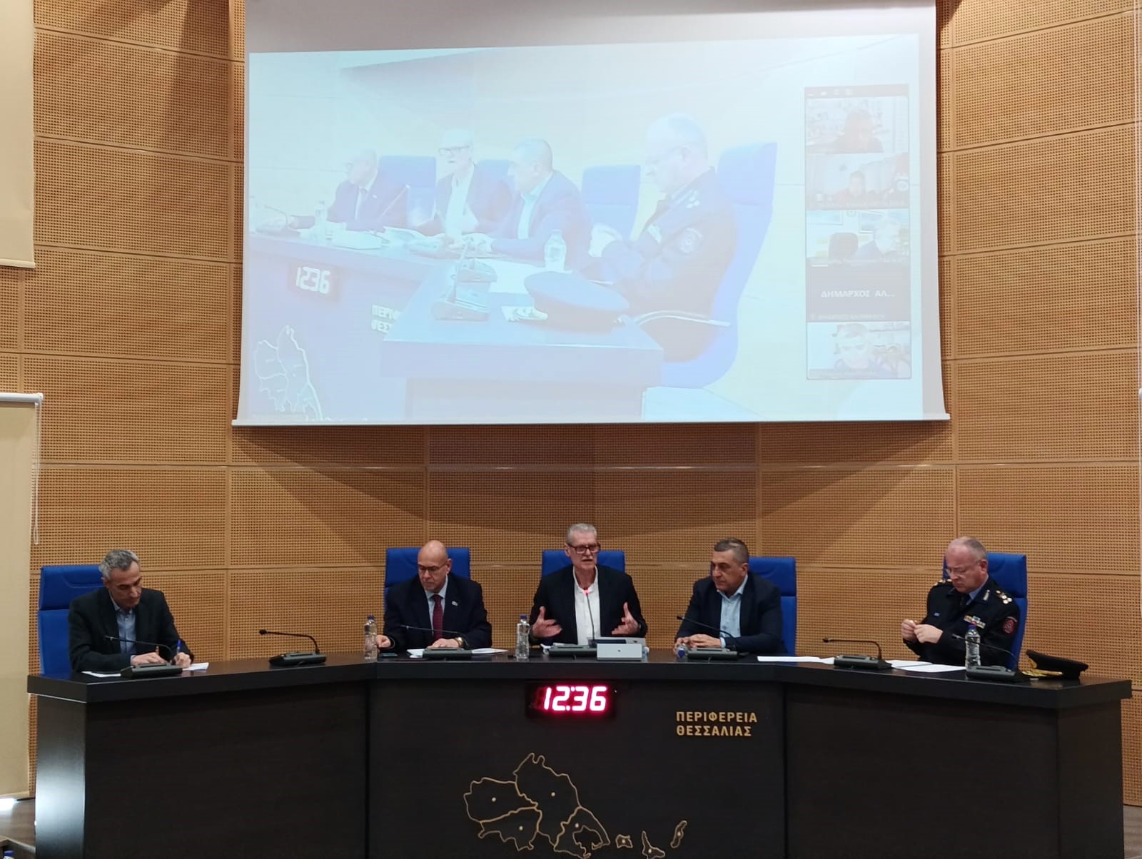 Ευρεία σύσκεψη υπό τον ΥΠΚΚΠΠ Ευάγγελο Τουρνά, για την προετοιμασία της αντιπυρικής περιόδου στην Περιφέρεια Θεσσαλίας. «Μένουμε σταθεροί στο δόγμα της επιτήρησης, της έγκαιρης προειδοποίησης και της άμεσης απόκρισης»