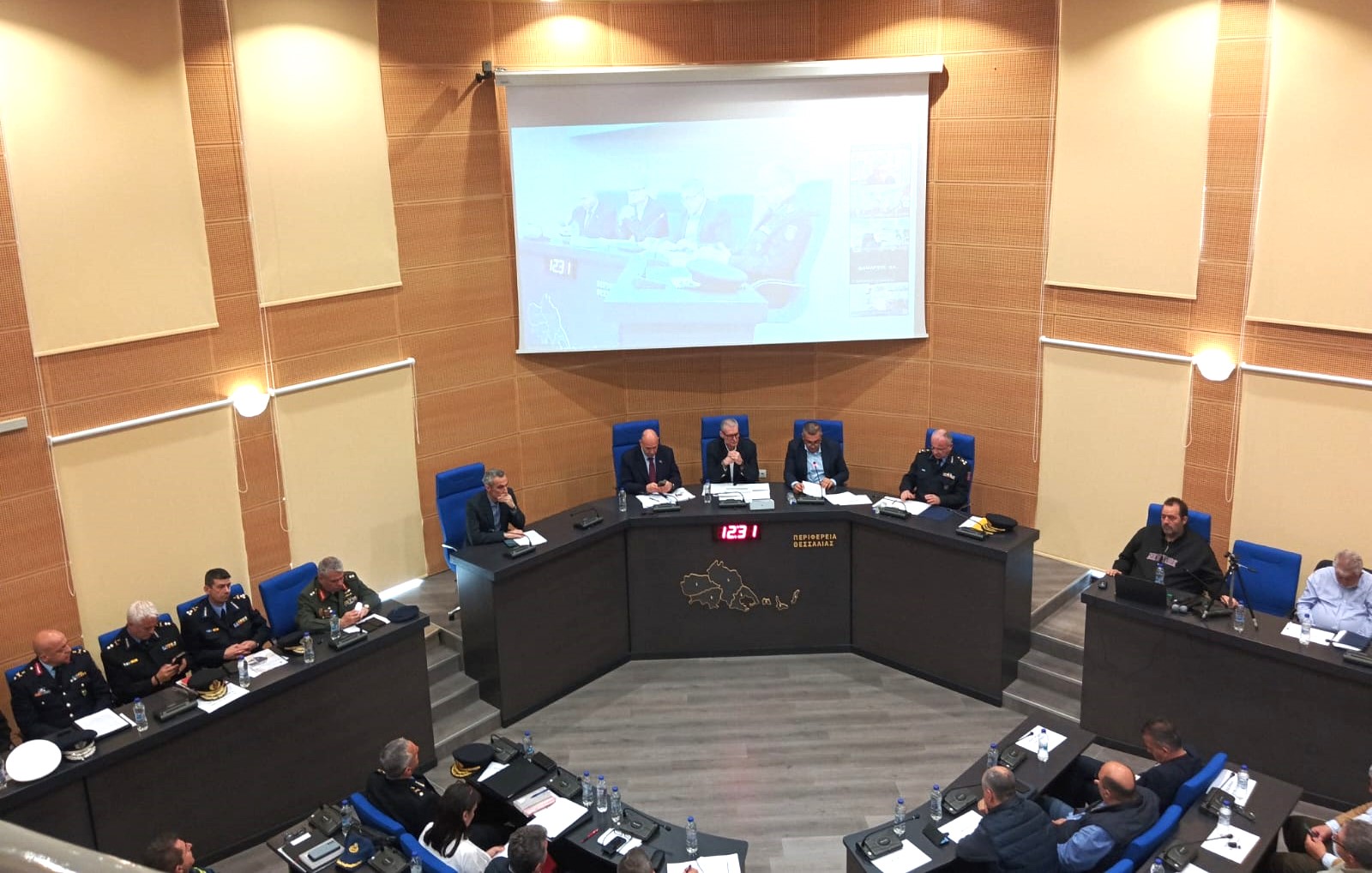 Ευρεία σύσκεψη υπό τον ΥΠΚΚΠΠ Ευάγγελο Τουρνά, για την προετοιμασία της αντιπυρικής περιόδου στην Περιφέρεια Θεσσαλίας. «Μένουμε σταθεροί στο δόγμα της επιτήρησης, της έγκαιρης προειδοποίησης και της άμεσης απόκρισης»