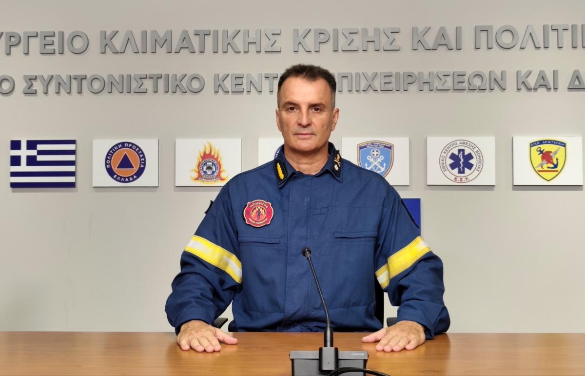 Αναδημοσίευση Ανακοίνωσης Πυροσβεστικού Σώματος   Έκτακτη Ενημέρωση για τις δασικές πυρκαγιές από τον Διευθυντή Στρατηγικού Σχεδιασμού και Επικοινωνίας του Αρχηγείου Πυροσβεστικού Σώματος, Αρχιπύραρχο Βασίλειο Βαθρακογιάννη