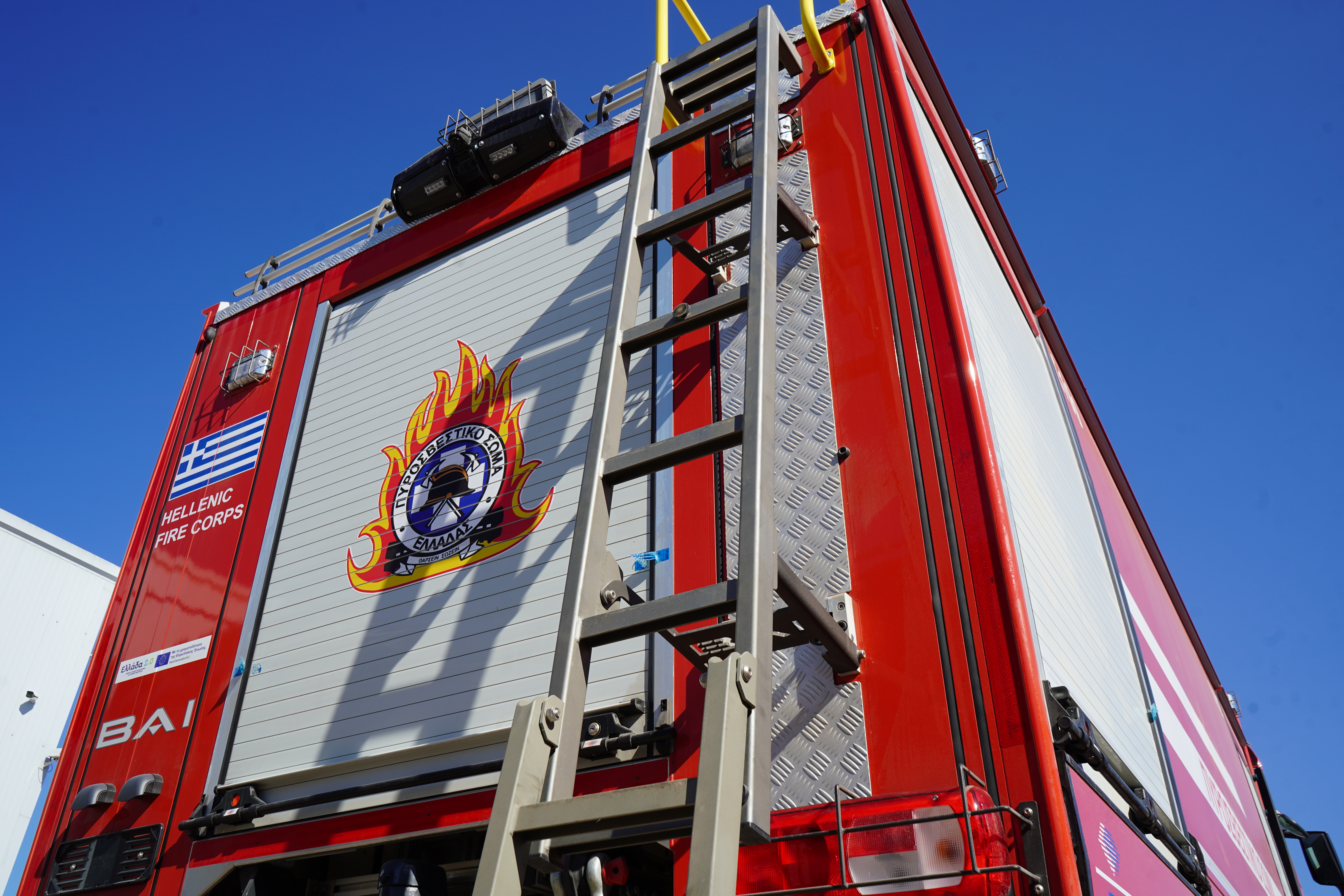 Παρελήφθησαν και κατανέμονται 14 νέα υδροφόρα πυροσβεστικά οχήματα 12.000 λίτρων στο Πυροσβεστικό Σώμα