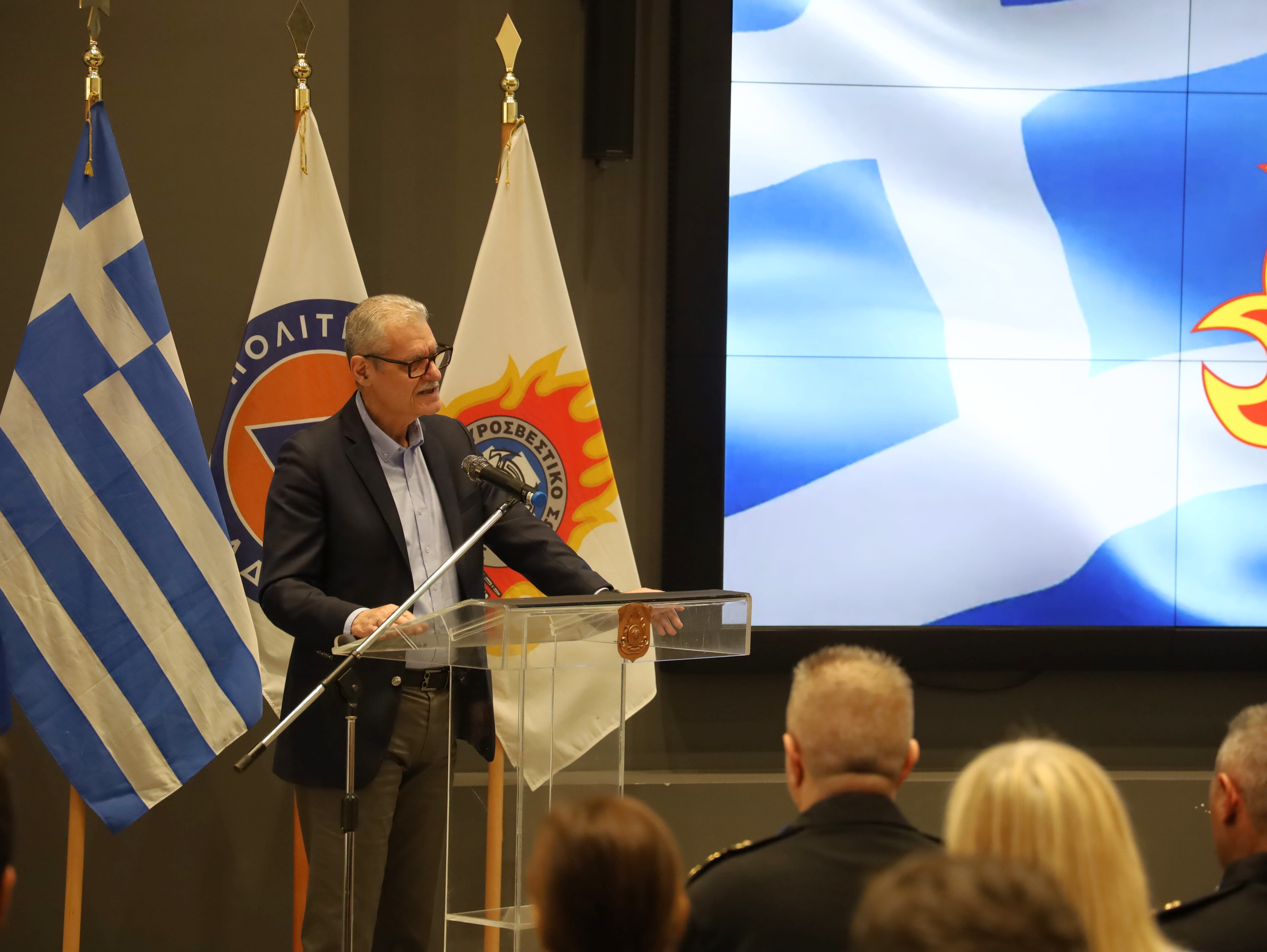 Παρουσία του Υπουργού Κλιματικής Κρίσης και Πολιτικής Προστασίας, Ευάγγελου Τουρνά, ο εορτασμός της Εθνικής Επετείου της 28ης Οκτωβρίου στο Υπουργείο